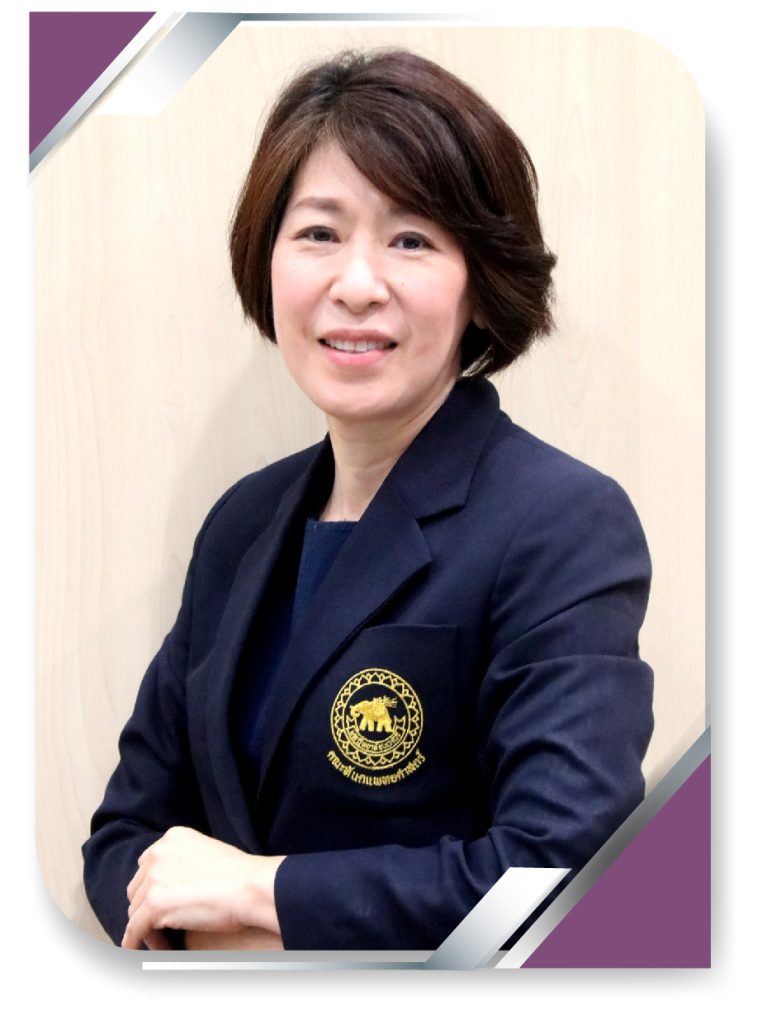 รศ.ดร.ทพญ.พีรยา ภูอภิชาติดำรง (พ.ศ. 2566 – ปัจจุบัน)