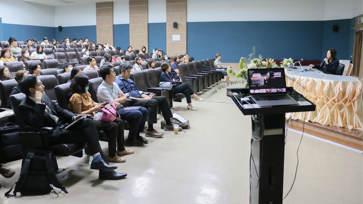 ภาพโครงการประชุมเชิงวิชาการทางทันตกรรมบูรณะ ๒๐ เรื่อง “Sense of Beauty in Restorative Dentistry” Lifting skills in esthetic, elevating your patient’s smile